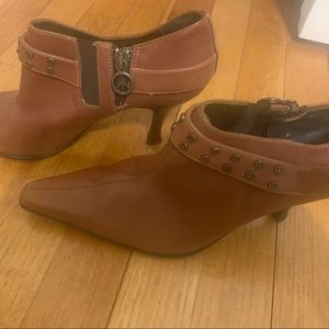 PEACE Sign Donald j Pliner leather booties